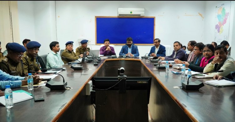 जशपुर: कलेक्टर ने स्कूल और कॉलेज के 100 मीटर के दायरे में मादक पदार्थ का विक्रय करने वाले दुकानदारों पर कार्रवाई करने के निर्देश अवैध रूप से मादक पदार्थ का विक्रय करने वाले दुकानों की जानकारी देने वालों को किया जाएगा सम्मानित