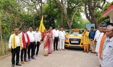 जशपुर: राष्ट्रीय रेजांगला पवित्र माटी कलश यात्रा का हुआ जशपुर आगमन, जिले भर में हुआ स्वागत और पूजा अर्चना 
