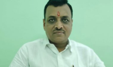 कांग्रेस के कुशासन में जर्जर हुई सड़को को सीएम विष्णुदेव साय ने संवारा" अपनी ही सरकार में सड़क निर्माण का विरोध कर अड़ंगा लगाते रहे कांग्रेसी" पूर्व भाजपा जिलाध्यक्ष ने किया कांग्रेस पर पलट वार