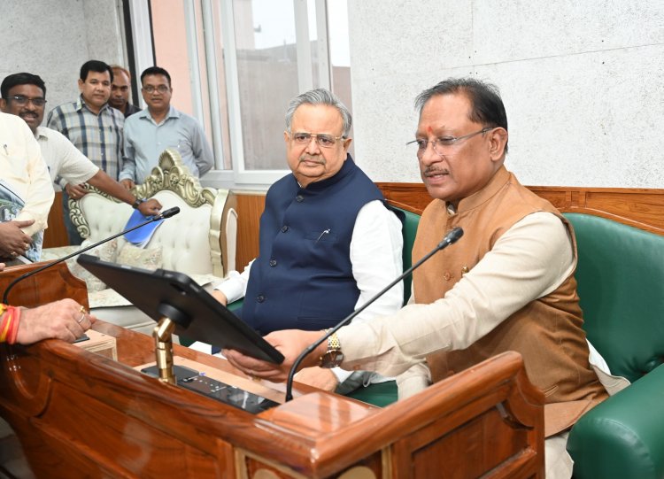 मुख्यमंत्री श्री विष्णुदेव साय एवं विधानसभा अध्यक्ष डॉ. रमन सिंह ने किया नवीन विधानसभा भवन का निरीक्षण