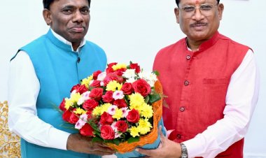 मुख्यमंत्री श्री विष्णु देव साय से गोवा के खेल एवं जनजातीय कल्याण मंत्री श्री रमेश तावड़कर की सौजन्य भेंट
