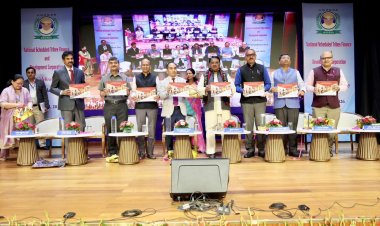 केंद्रीय जनजातीय मामलों के मंत्री जुएल ओराम ने (NSTFDC) को जनजातीय उद्यमिता के लिए एक उत्प्रेरक बताया